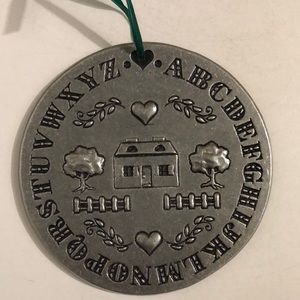 Bun Warmers by Carson or Wall Decoration